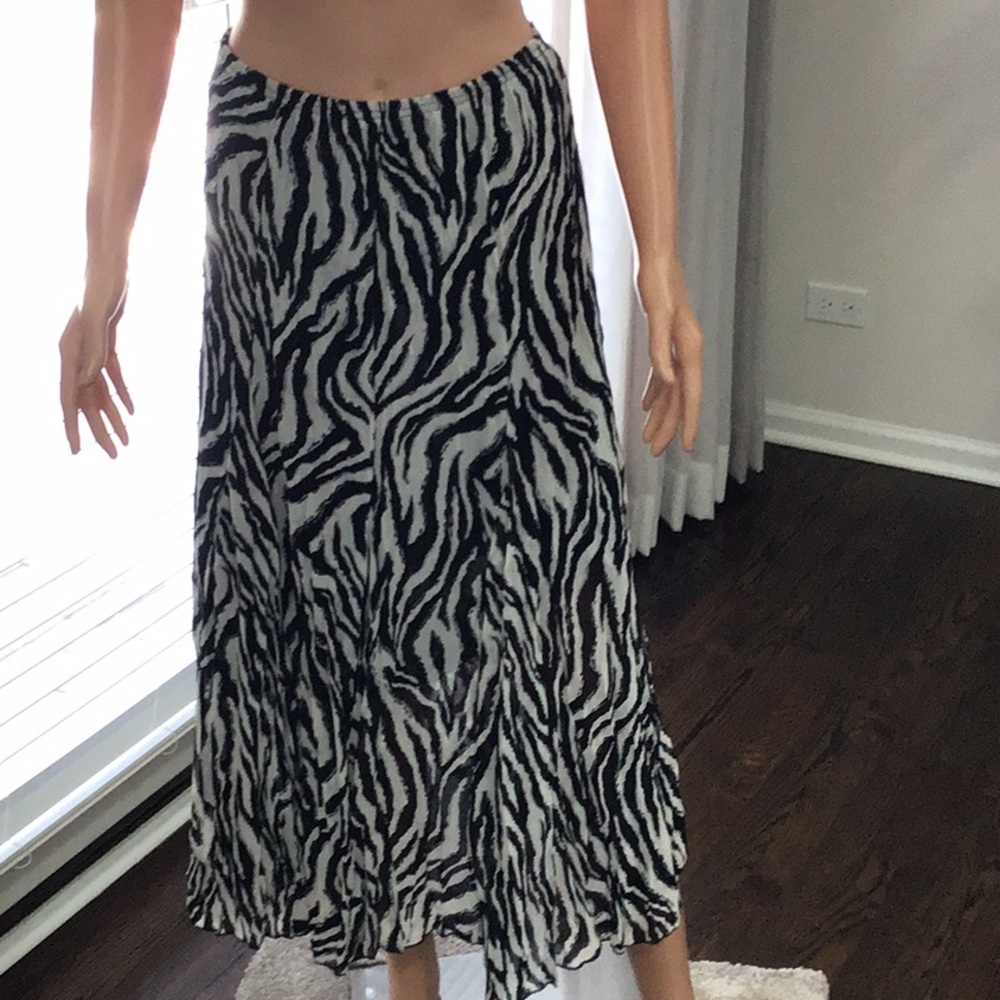 Raphael zebra skirt